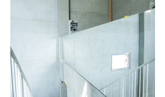 plush74 location scout rental photo film production berlin brandlhuber tower office brutalism concrete10