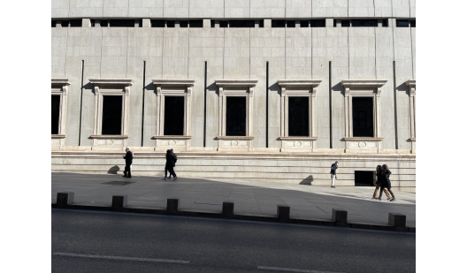 pluche74 locatiescout verhuur spanje foto filmproductie madrid streets2