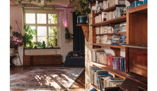 plush74 location scouting film photo event rental event space berlin evetn space healing12