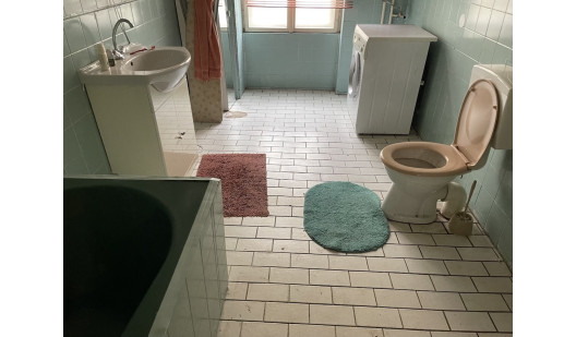 plush74 location scouting film photo event rental germany berlin pastell bathroom bathtub8