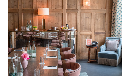 plush74 location scouting film photo event rental germany berlin soho house club room dining5