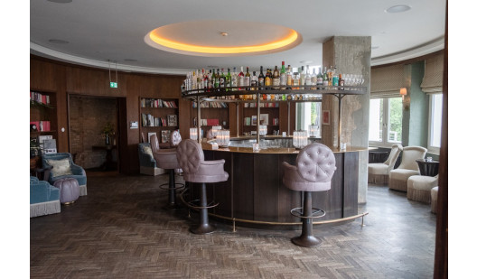 plush74 location scouting film photo event rental alemania berlin soho house polit buero hotel restaurant event space2