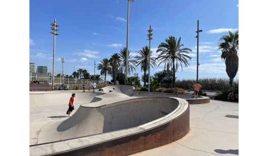 plush74 locations photo film production germany photo studio berlin00000plush74 locations photo film productio photo streets skate barcelona beach spain00003