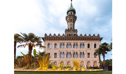 plush74 locations photo film production italy castle villa00012