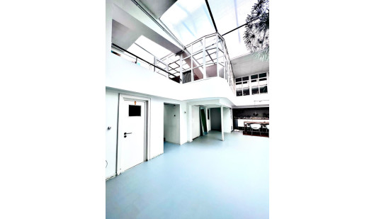 plush74 lofty studio dusseldorf 4