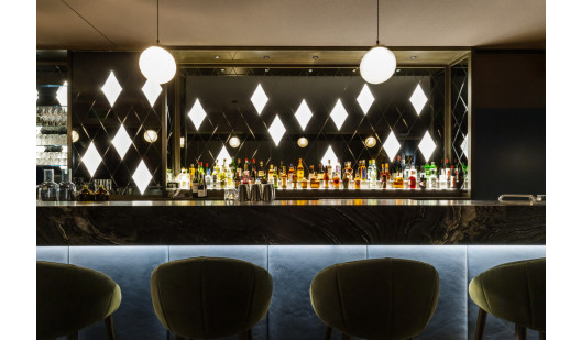 plush74 lush bar friedrichstrasse 4