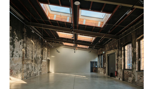 plush74 machine factory hall b 9 (1)