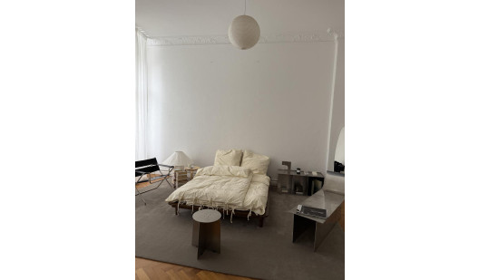 plush74 minimal altbau apartment berlin 29 (1)