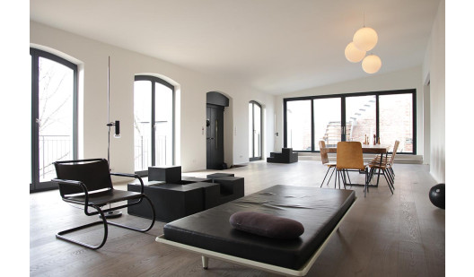 plush74 minimalistic loft berlin 3
