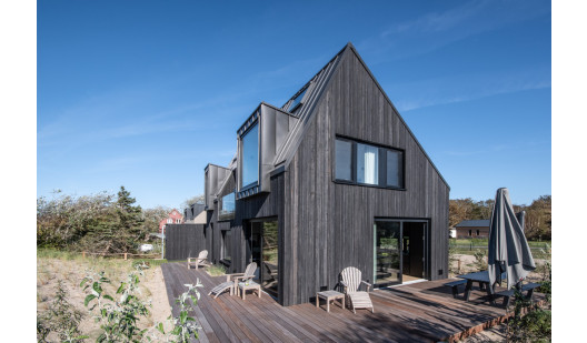 plush74 modern beachside house 1