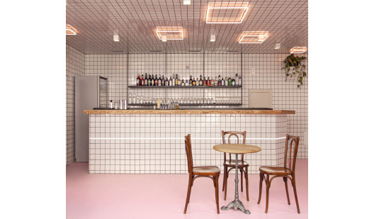 plush74 neon monochrome bar 6 (1)