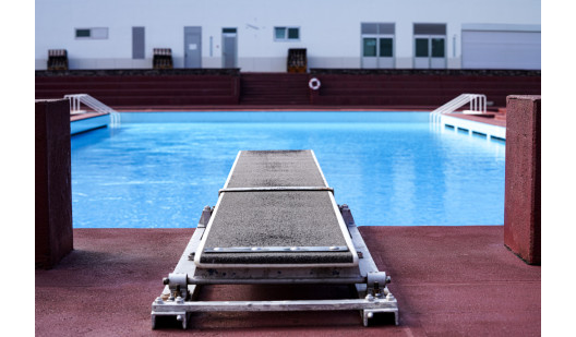 plush74 oasis outdoor pool zurich 8