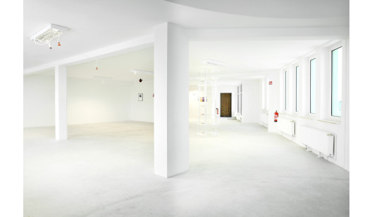 plush74 optionshaus gallery terrace on the 8th floor former job centre 3