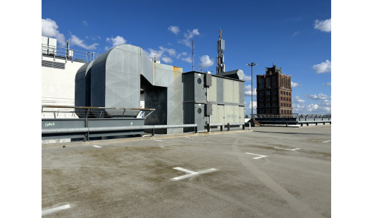 plush74 parkdeck hallen am borsigturm 13