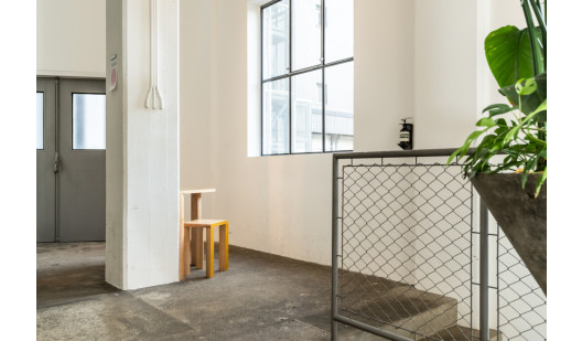 plush74 pastel colour bar zurich 16