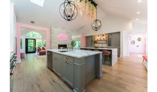 plush74 photo film event location toronto urban private home canada bright colourful home 17