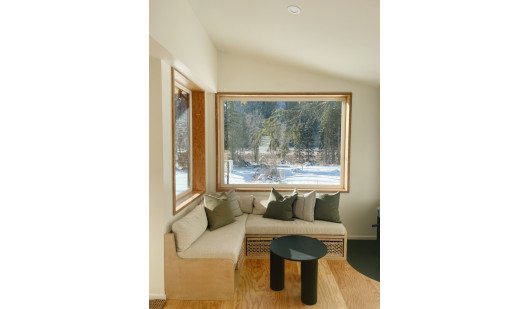 plush74 photo film event location vancouver forest private home canada bright rustic home cabin 23