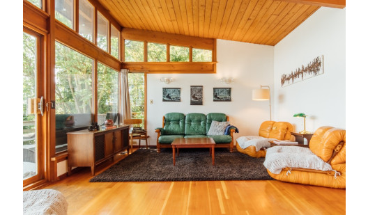 plush74 photo film event location vancouver midcentury private home north vancouver 3