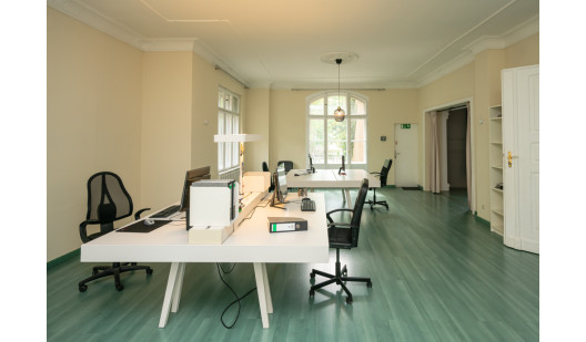 plush74 photo film office commercial rental socut location berlin12