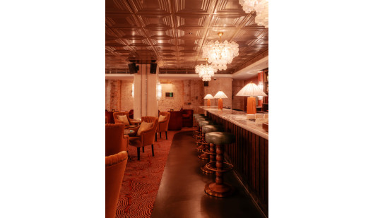 plush74 red room venue berlin 4