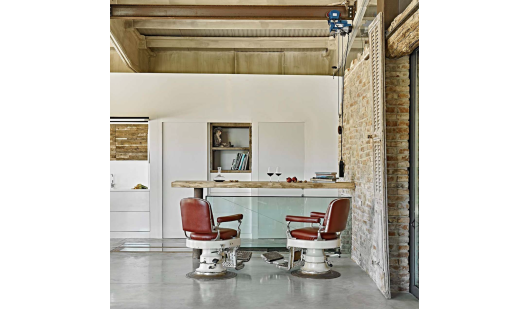 plush74 rental film foto event tuscany apartment hangar italy00012