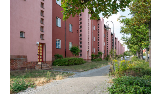 plush74 rental location film photo event village colors city berlin 5