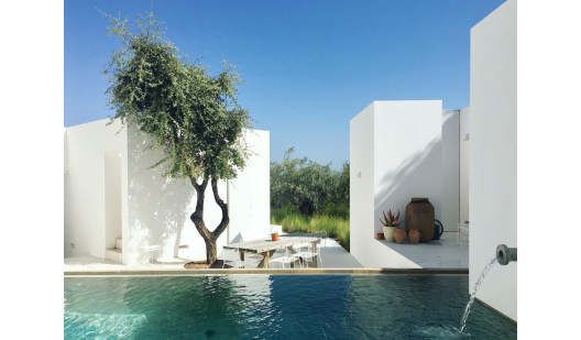 plush74 affitto location film produzione fotografica servizio moderno bianco pulito casa villa grafica lusso22