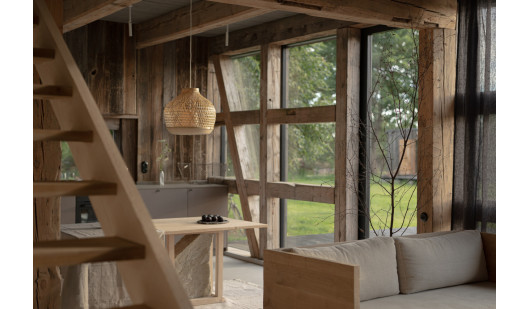 peluche74 alquiler producciones locacion foto pelicula finca polonia granero campo00099