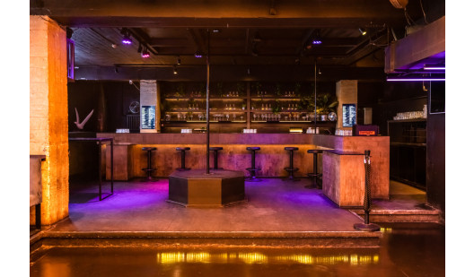 plush74 rooftop club berlin alexanderplatz 3