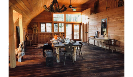 plush74 serene lakefront solar cabins retreat 1