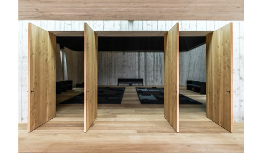 plush74 slow luxury temple 2(1)