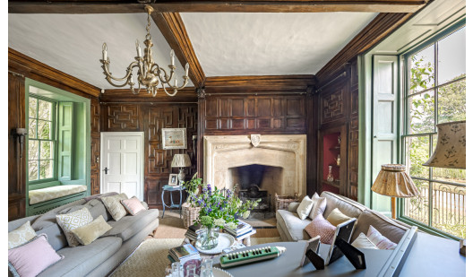 plush74 somerset medieval house 1