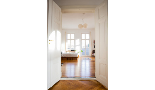 plush74 spacious bright altbau studio 2