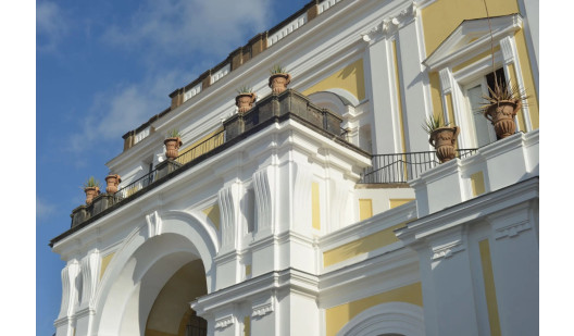 plush74 street scene in naples 3