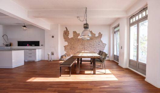 plush74 stylish loft 1