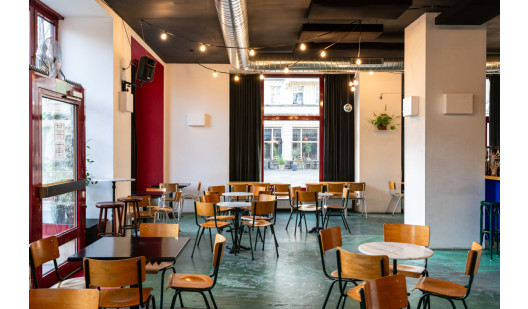 plush74 the contemporary bar 22