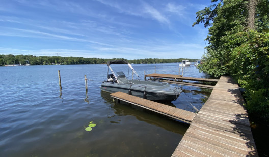 plush74 the sunlit lake house 4