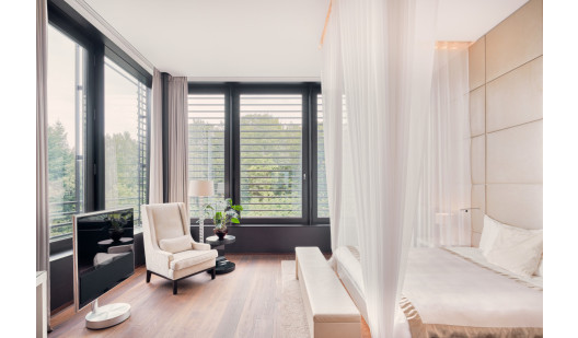 plush74 the towersuit 5