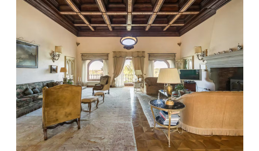 plush74 toskana lake villa 10