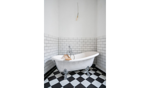 plush74 urban altbau apartment 4