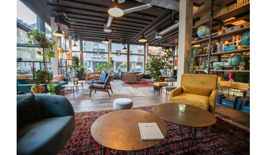 plush74 vibrant city environment 11