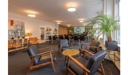 plush74 vibrant city space 10