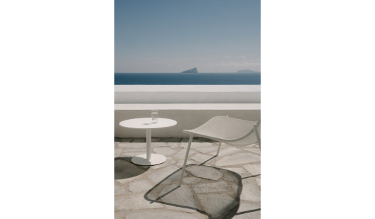 plush74 white cubes on the aegean 7