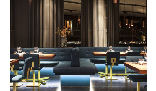 restaurant location berlin plush7412