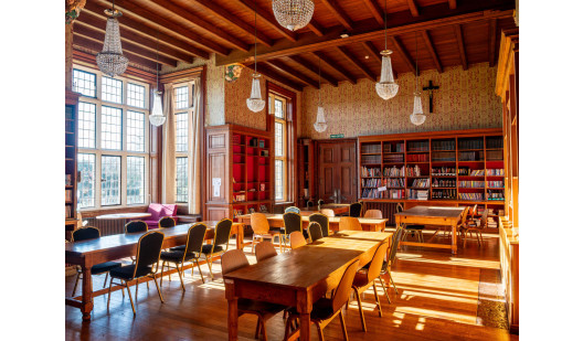 st edwards school bibliotheek 10