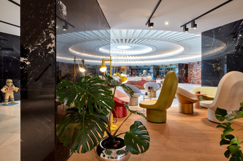 25h circle steveherud neni deli medium 4