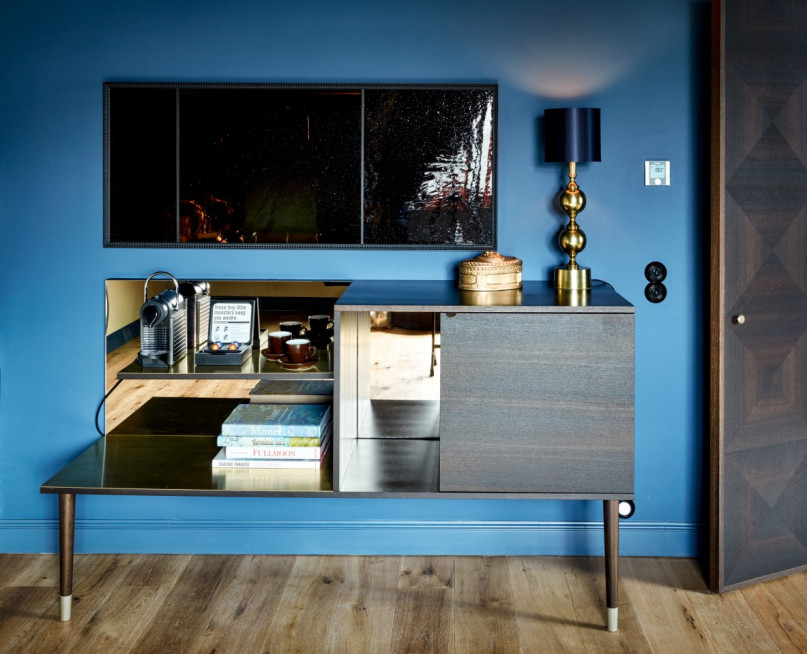 25h royalbavarian steveherud rooms peacocksuite medium 8