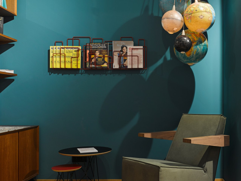 25h trip stephanlemke lobby medium 2