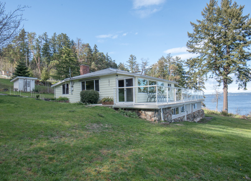 4857plush74 location film photo event vancouver island canada ocean cabin 19