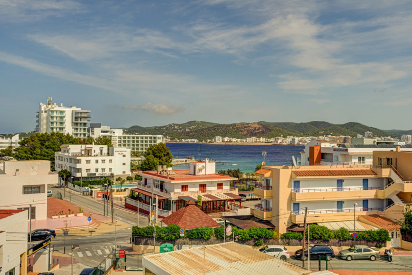 ajp9342and8more2019 12 outdoor chalet sun067